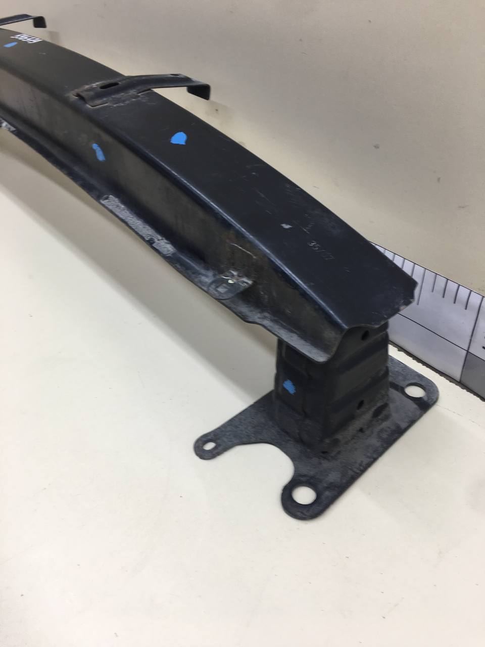 Усилитель переднего бампера Skoda Fabia (5J) 2007-2014