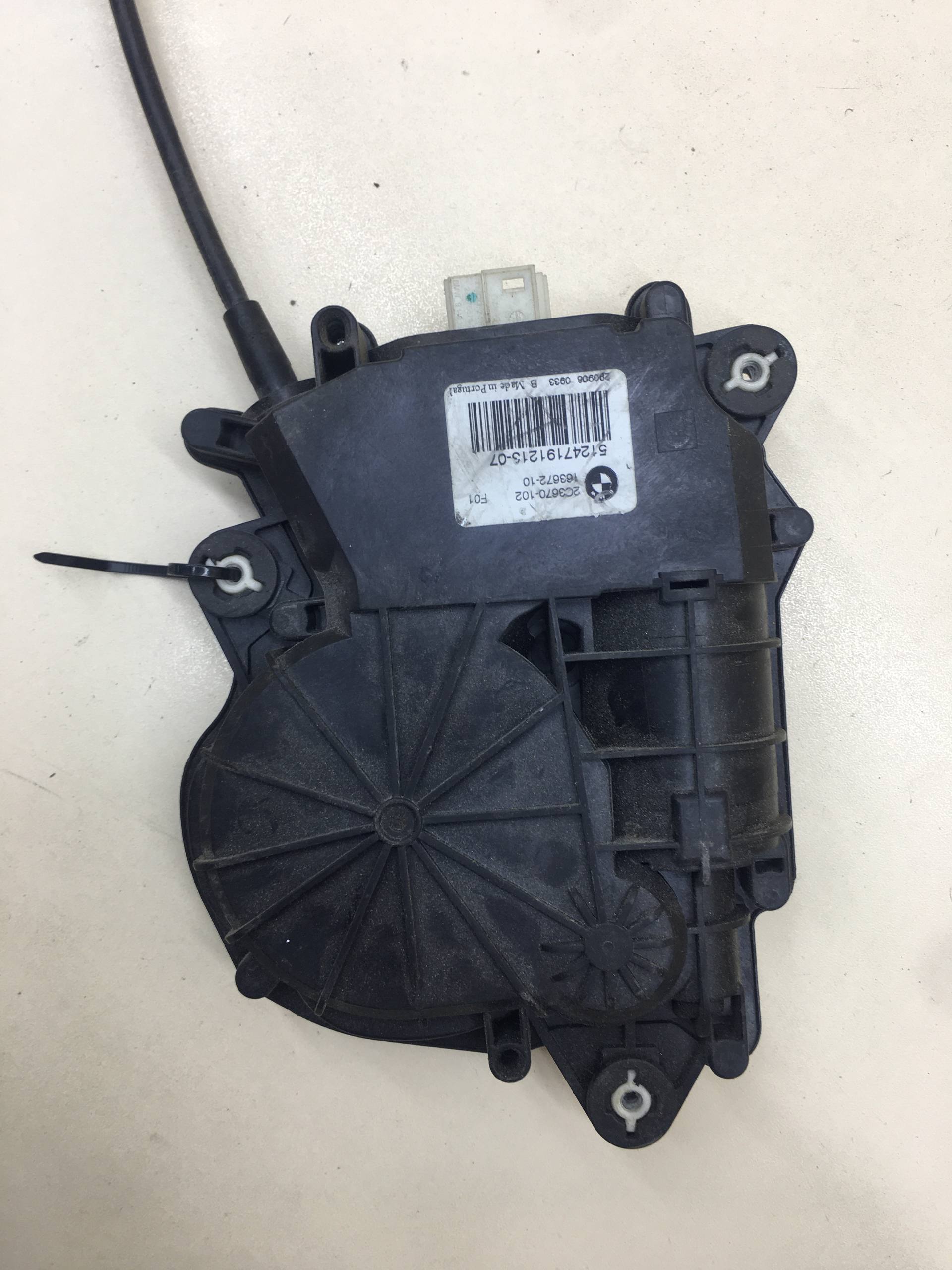 Замок багажника BMW 7-Series F01,F02  2008-2015