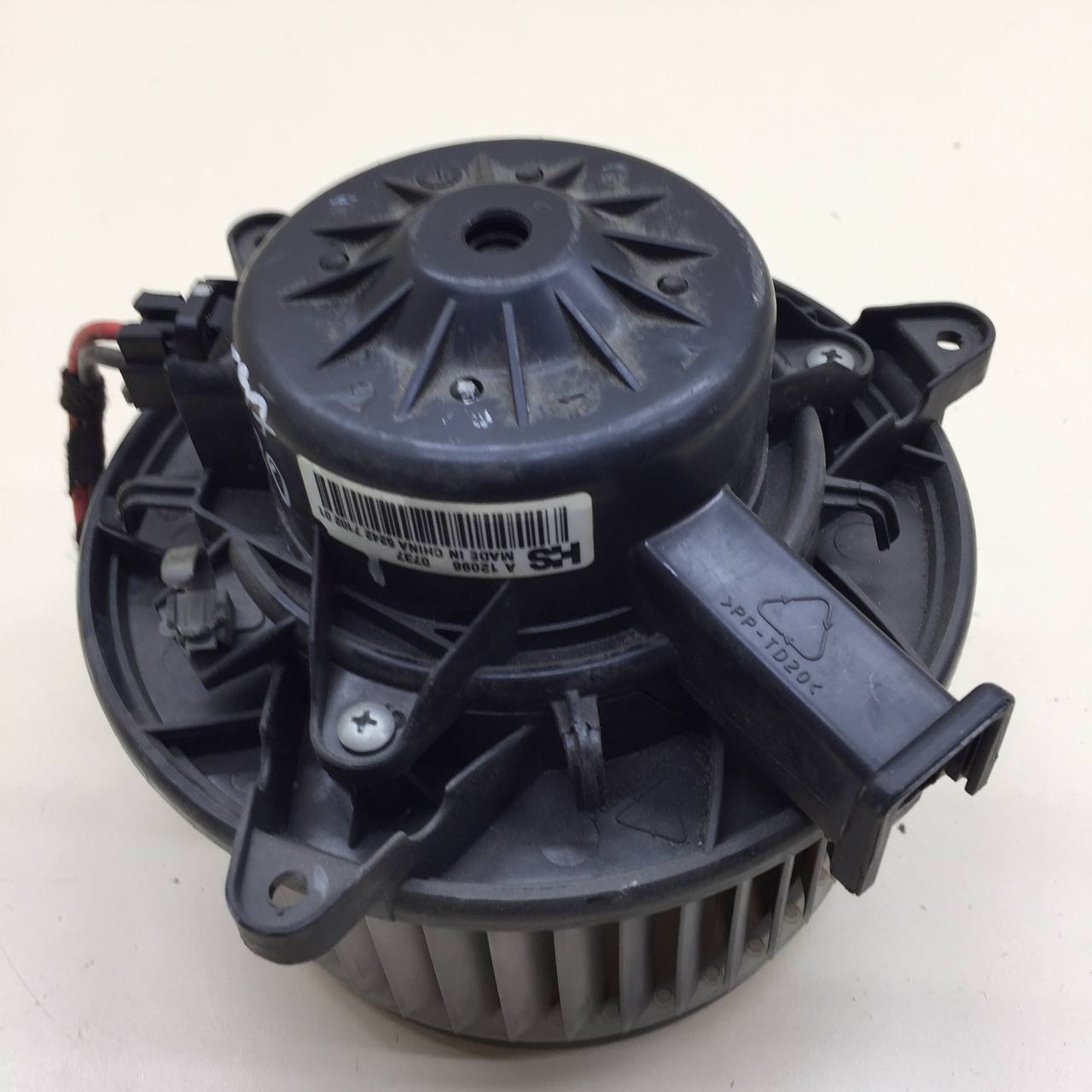 Моторчик отопителя Chevrolet Cruze (J300) 2009-2016