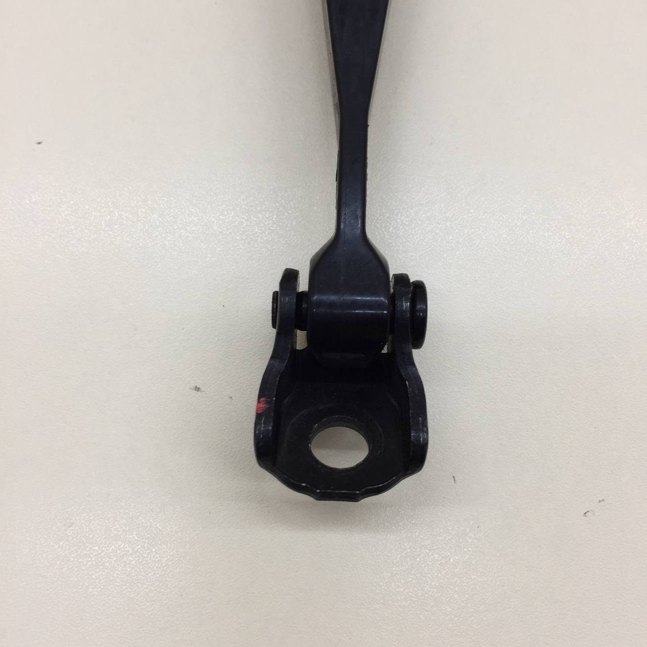 Ограничитель двери OMODA C5 2021>