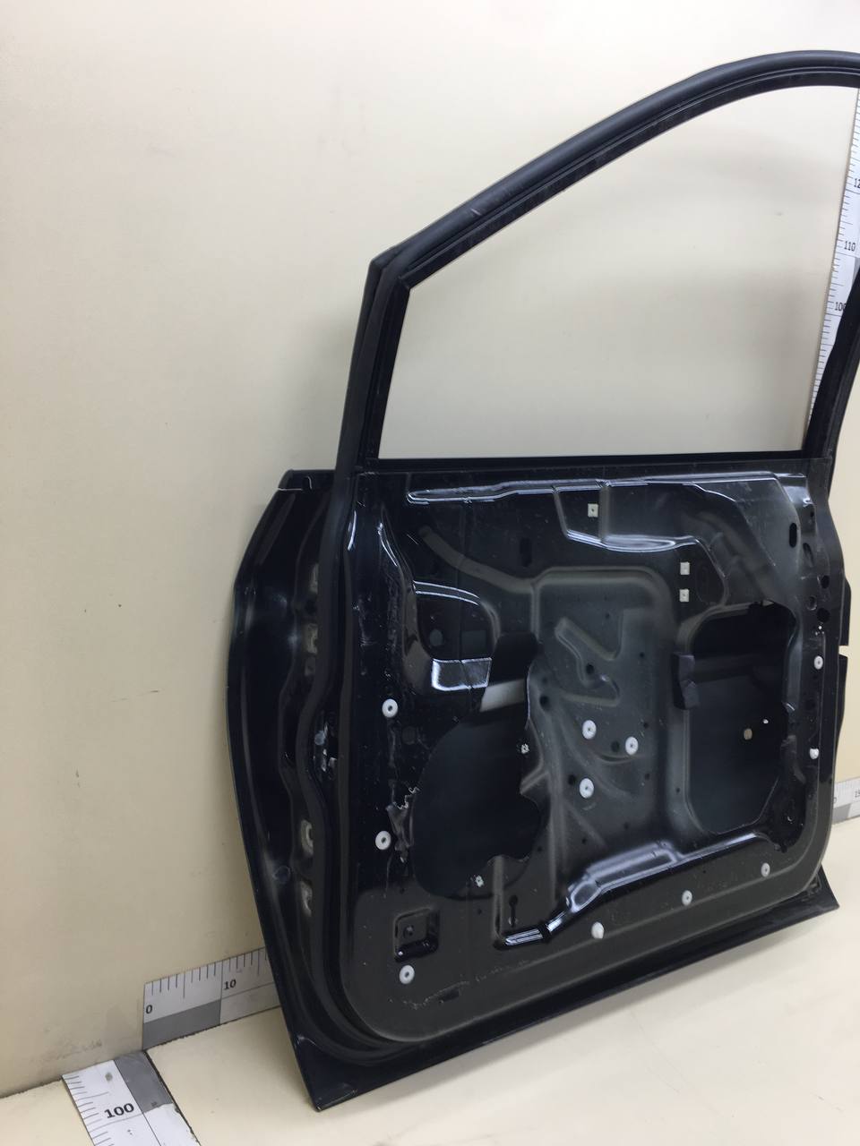 Дверь передняя правая Chrysler Voyager (RG) 2000-2004