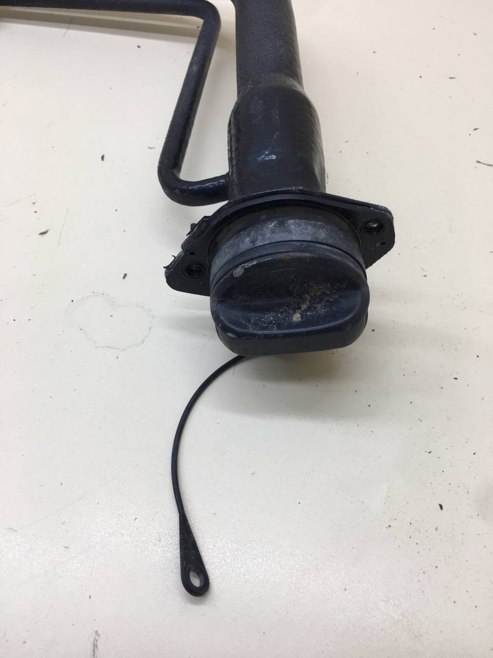 Горловина топливного бака Suzuki Grand Vitara 2005-2015