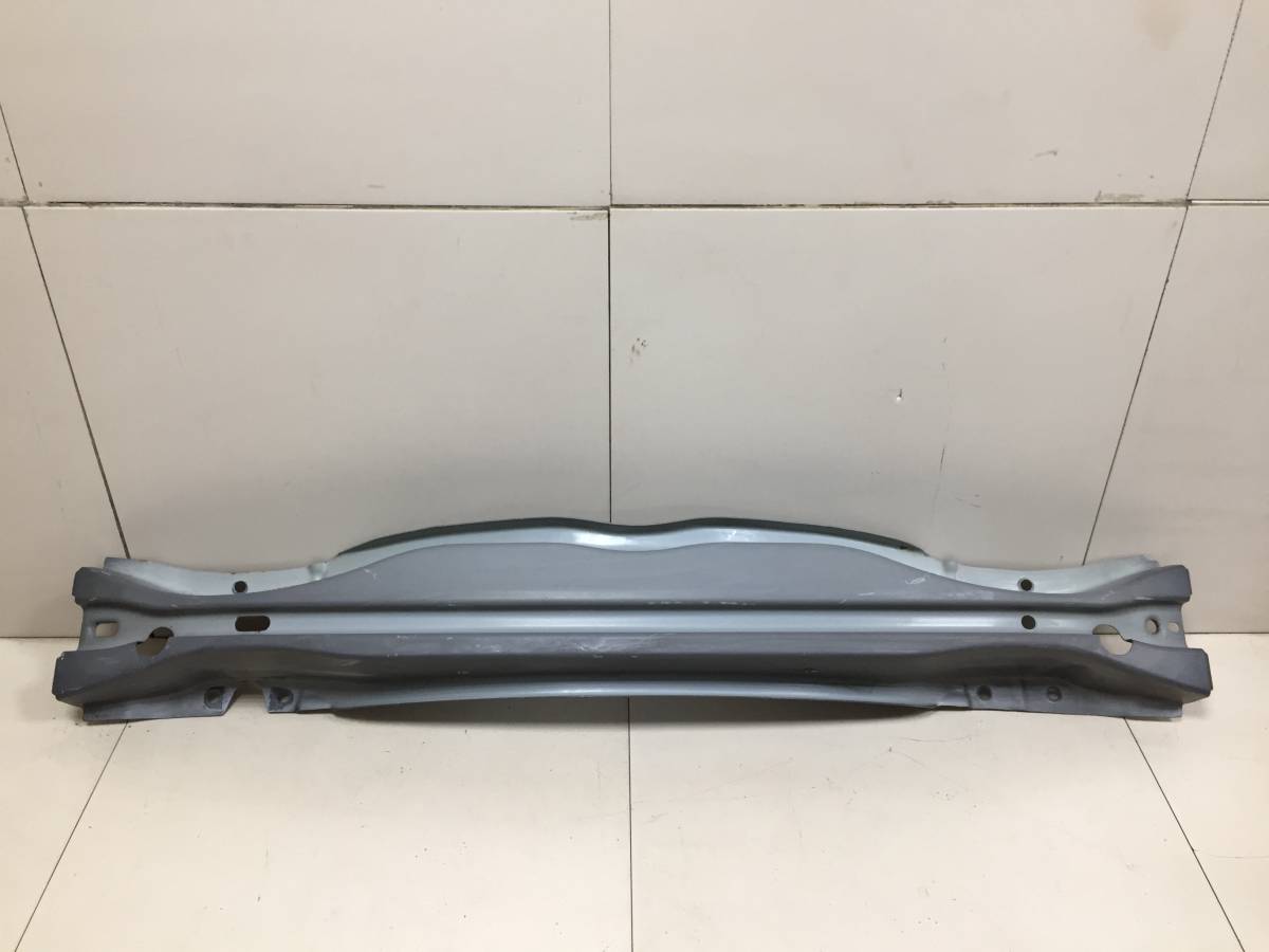 Усилитель заднего бампера Volvo XC70 Cross Country 2007-2016