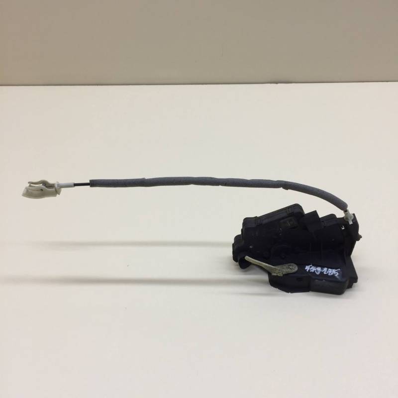 Замок двери передней правой BMW 3-series E46 1998-2005