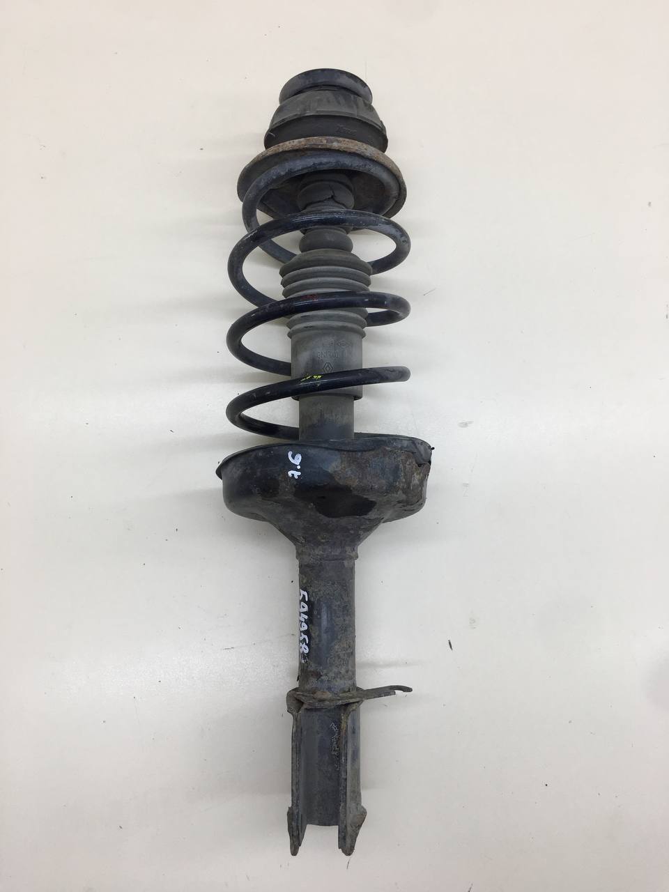 Амортизатор передний Renault Symbol (2) 2008-2012