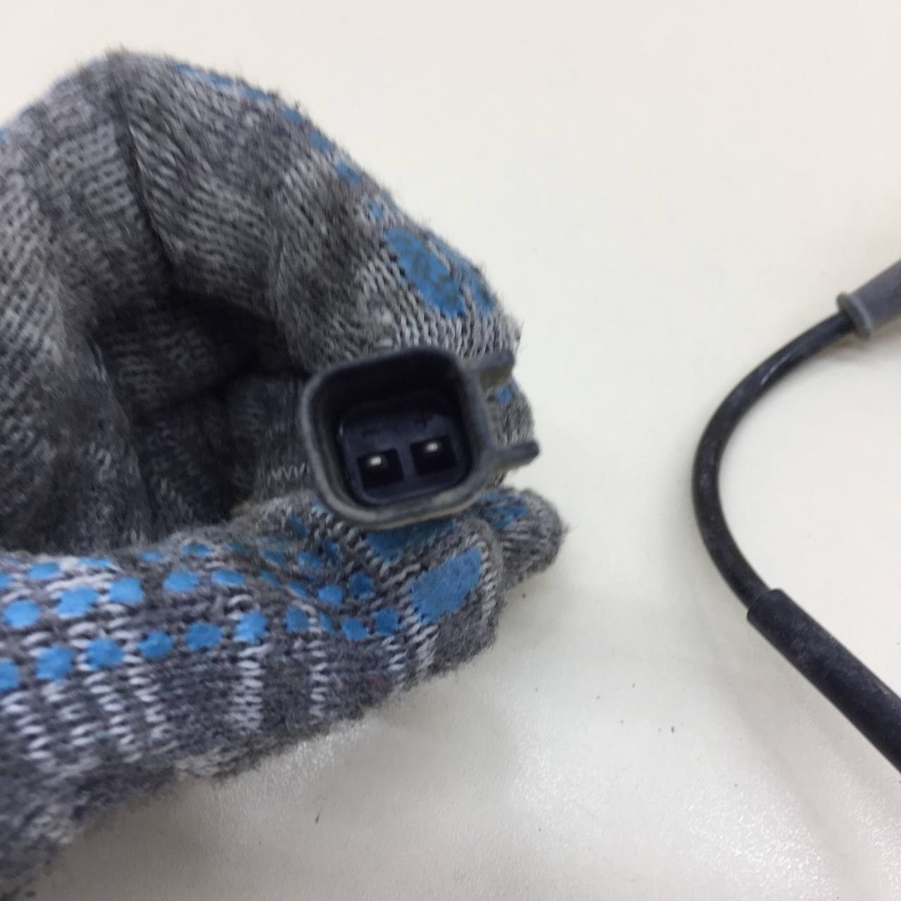 Датчик ABS передний Chevrolet Cruze (J300) 2009-2016