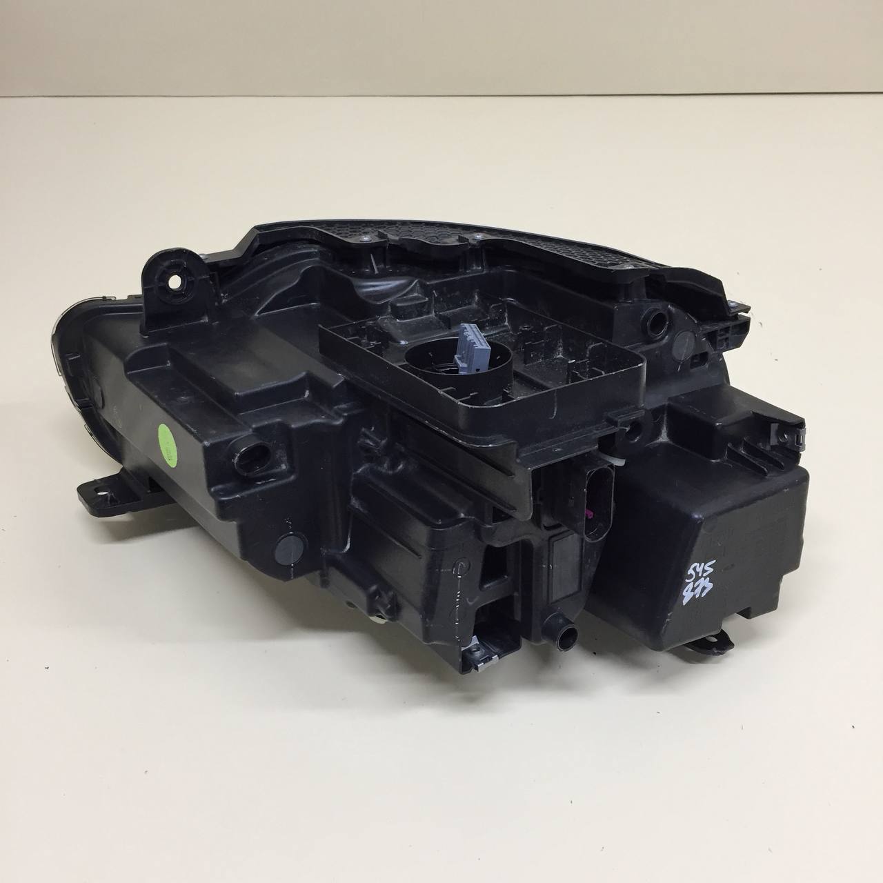 Фара правая Geely Atlas Pro (NL-3) 2019-2025