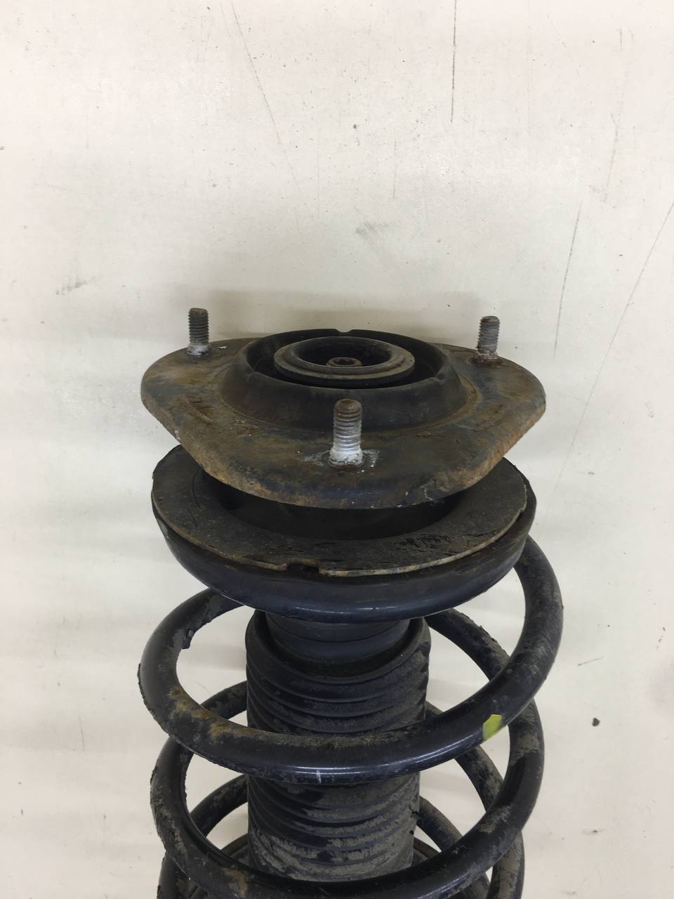 Амортизатор передний правый Geely Emgrand EC7 2008>