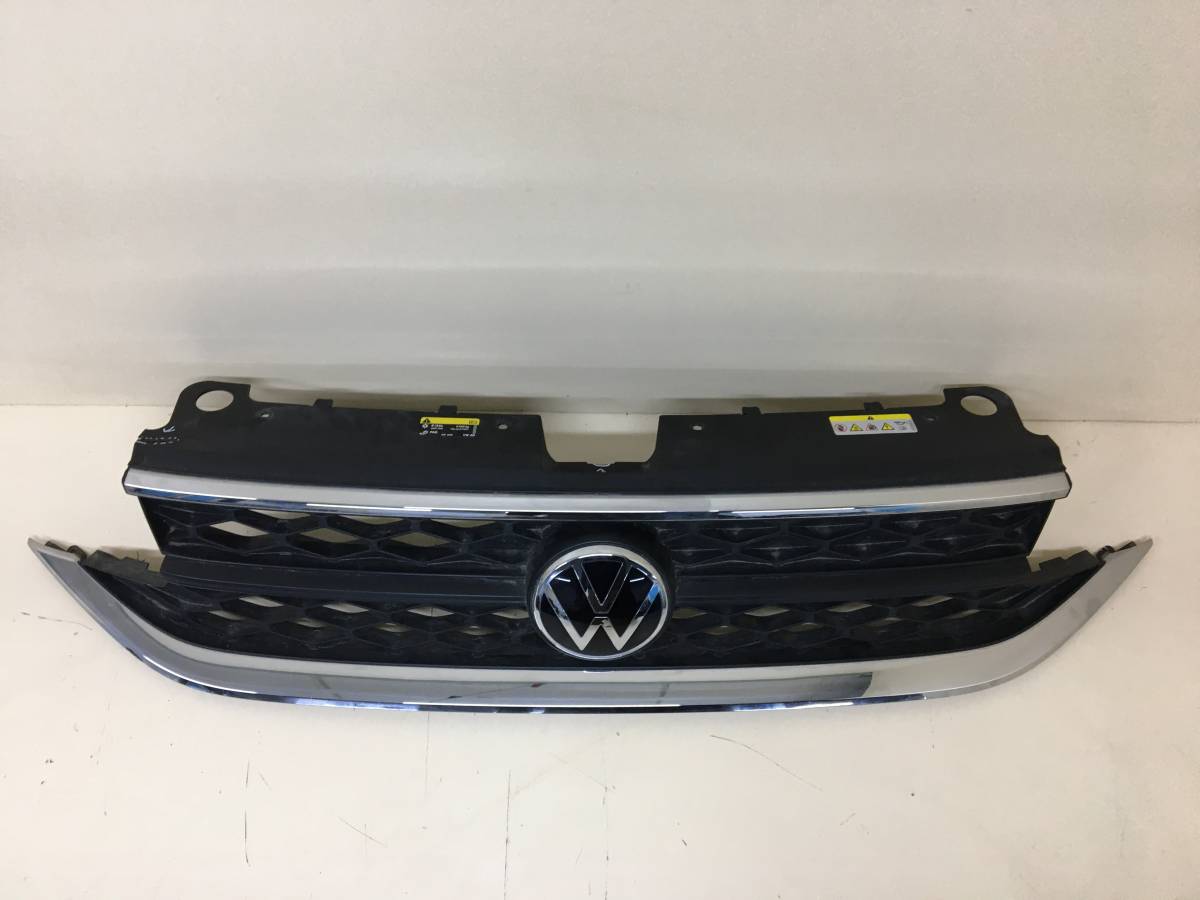 Решетка радиатора Volkswagen Taos 2020>