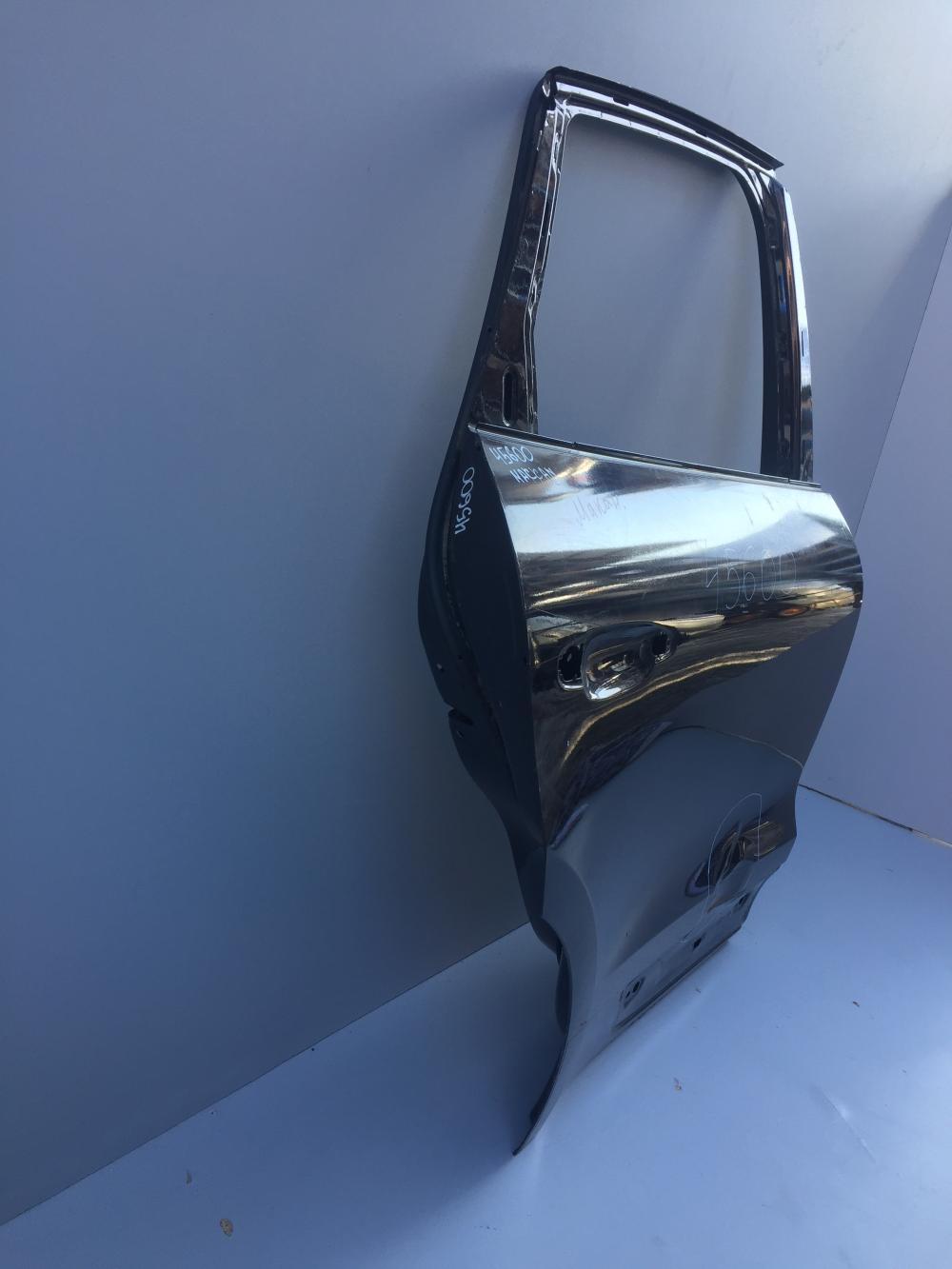 Дверь задняя правая Porsche Macan 2013>