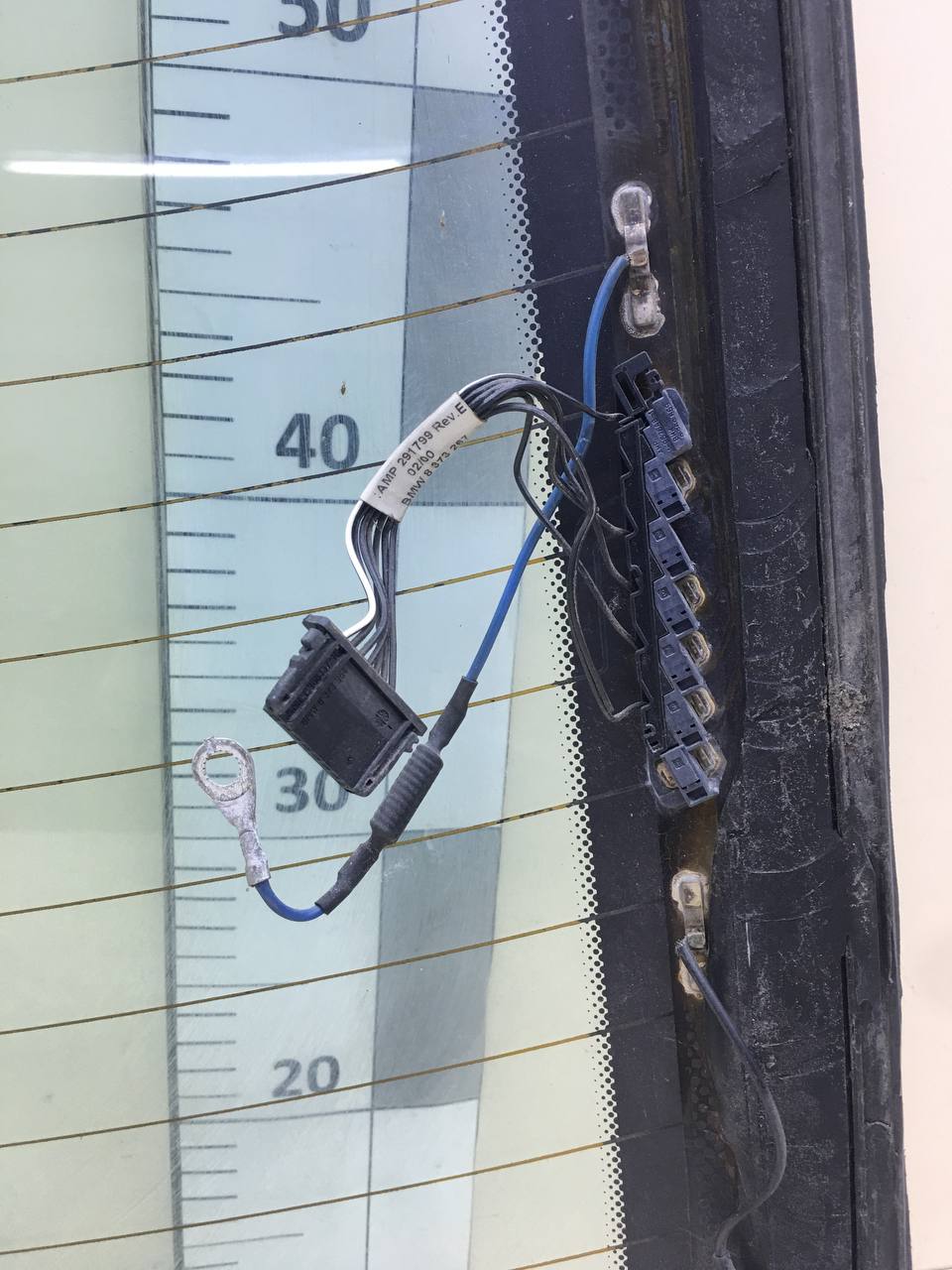 Стекло заднее BMW 3-series E46 1998-2005