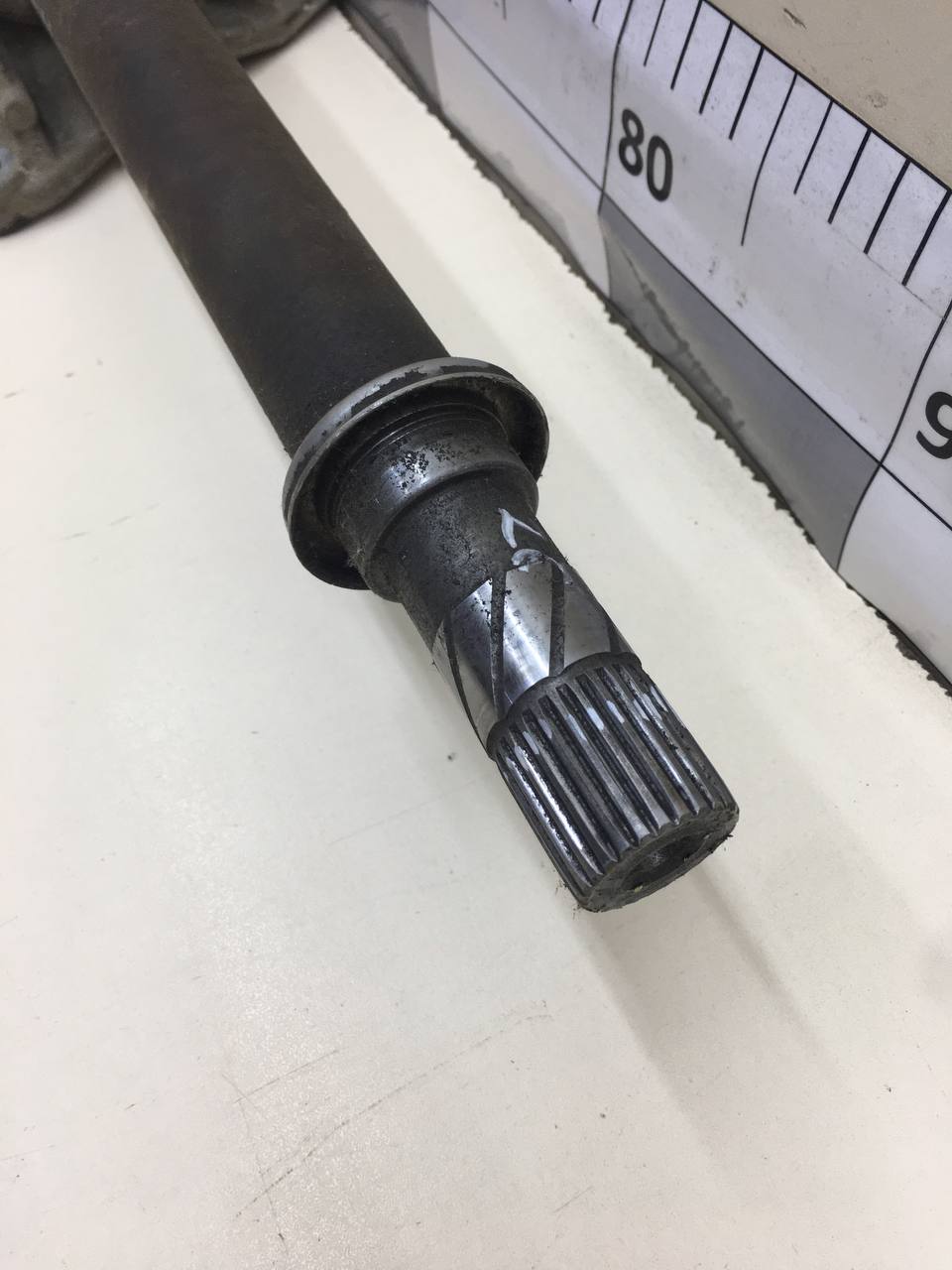 Полуось передняя правая Renault Megane (2) 2002-2009