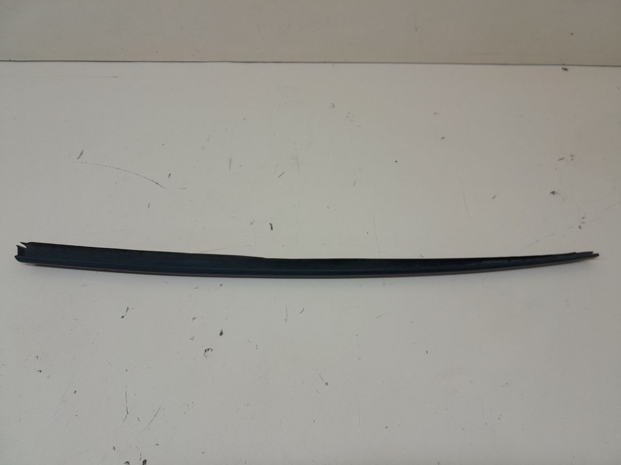 Молдинг лобового стекла Audi A6 (C7) 2011>