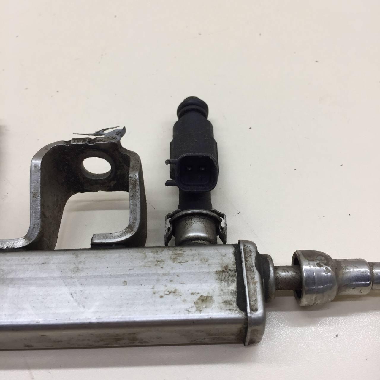 Рейка топливная (рампа) Ford Focus 2 (DA) 2005-2008