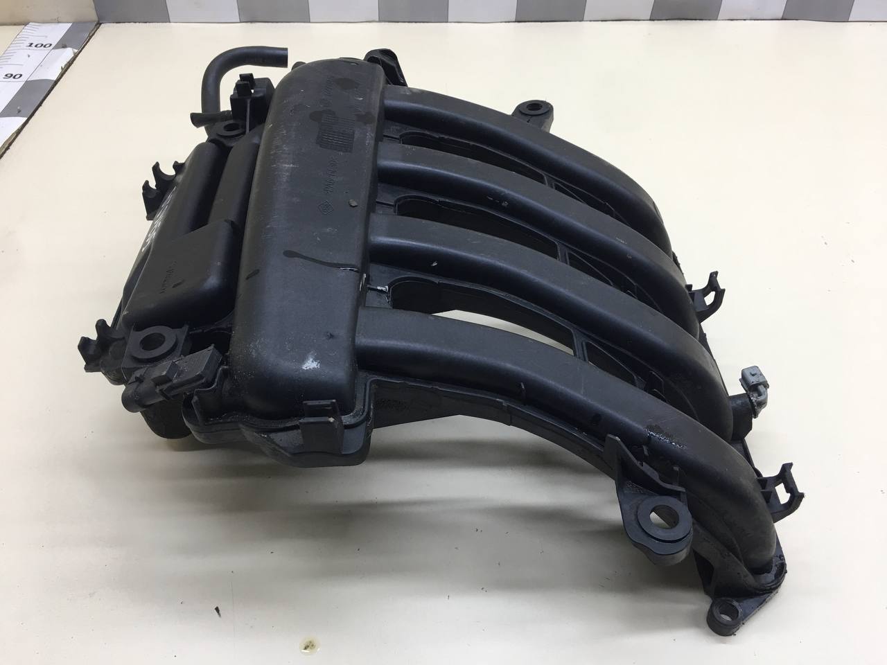 Коллектор впускной Renault Megane (2) 2002-2009