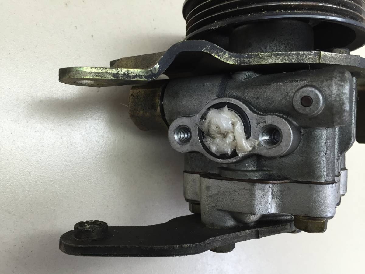 Насос гидроусилителя (электрогидроусилитель, ЭГУР) Nissan Cube (Z10) 1998-2002