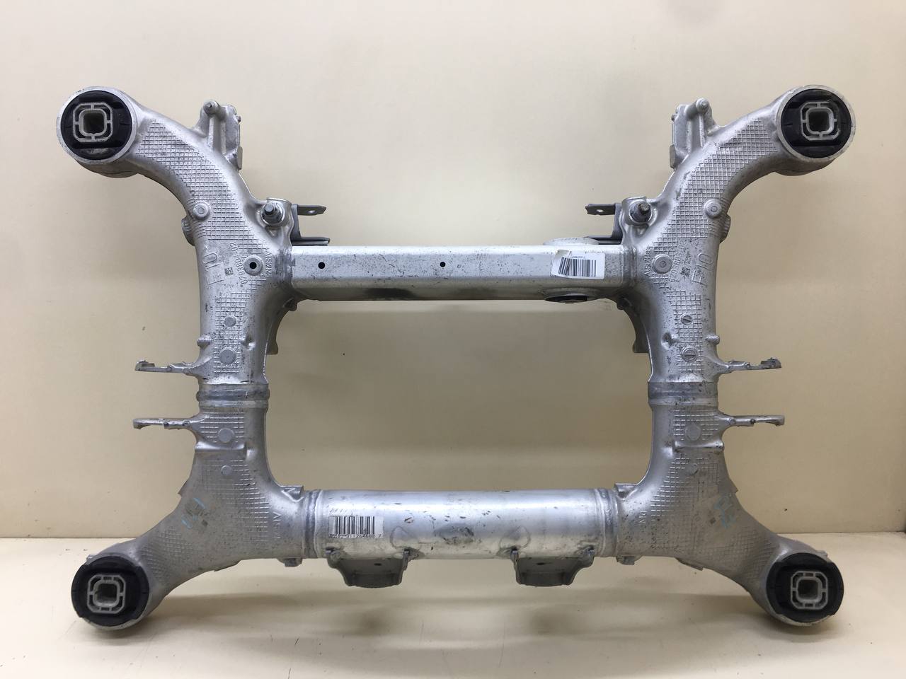 Балка задняя BMW 5-series F10/F11 2009-2016