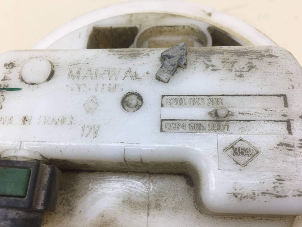 Насос топливный электрический Renault Symbol (2) 2008-2012