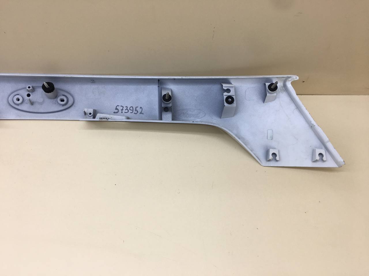 Накладка двери багажника Ford Kuga (CBS) 2012>