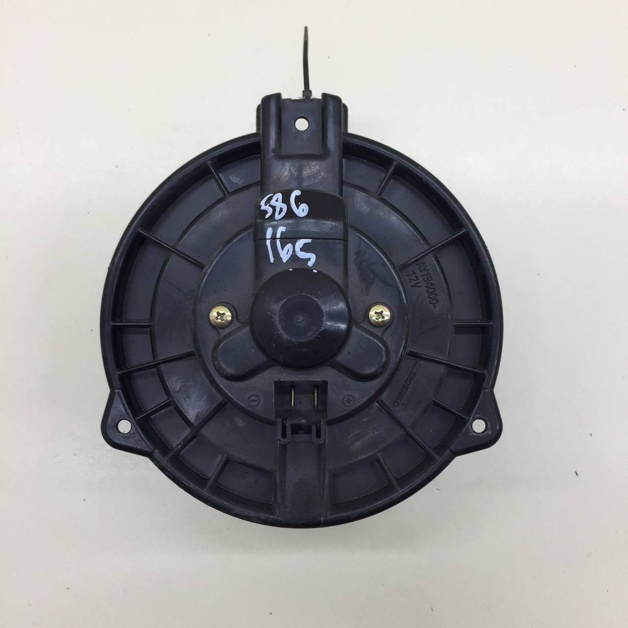 Моторчик отопителя Cadillac SRX (1) 2003-2009