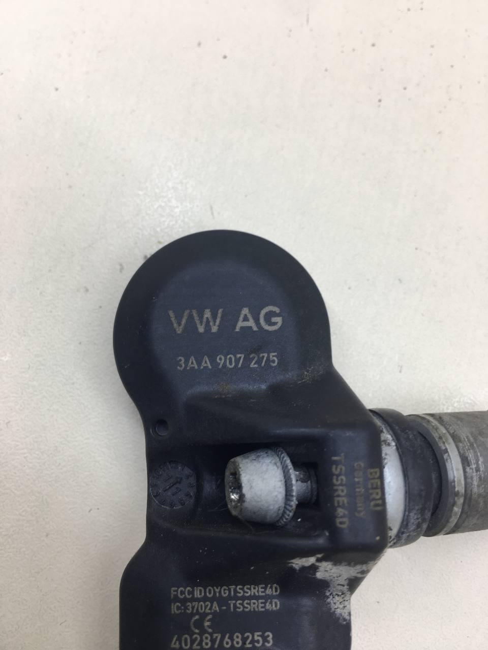 Датчик давления в шине Volkswagen Passat B7 2011-2015