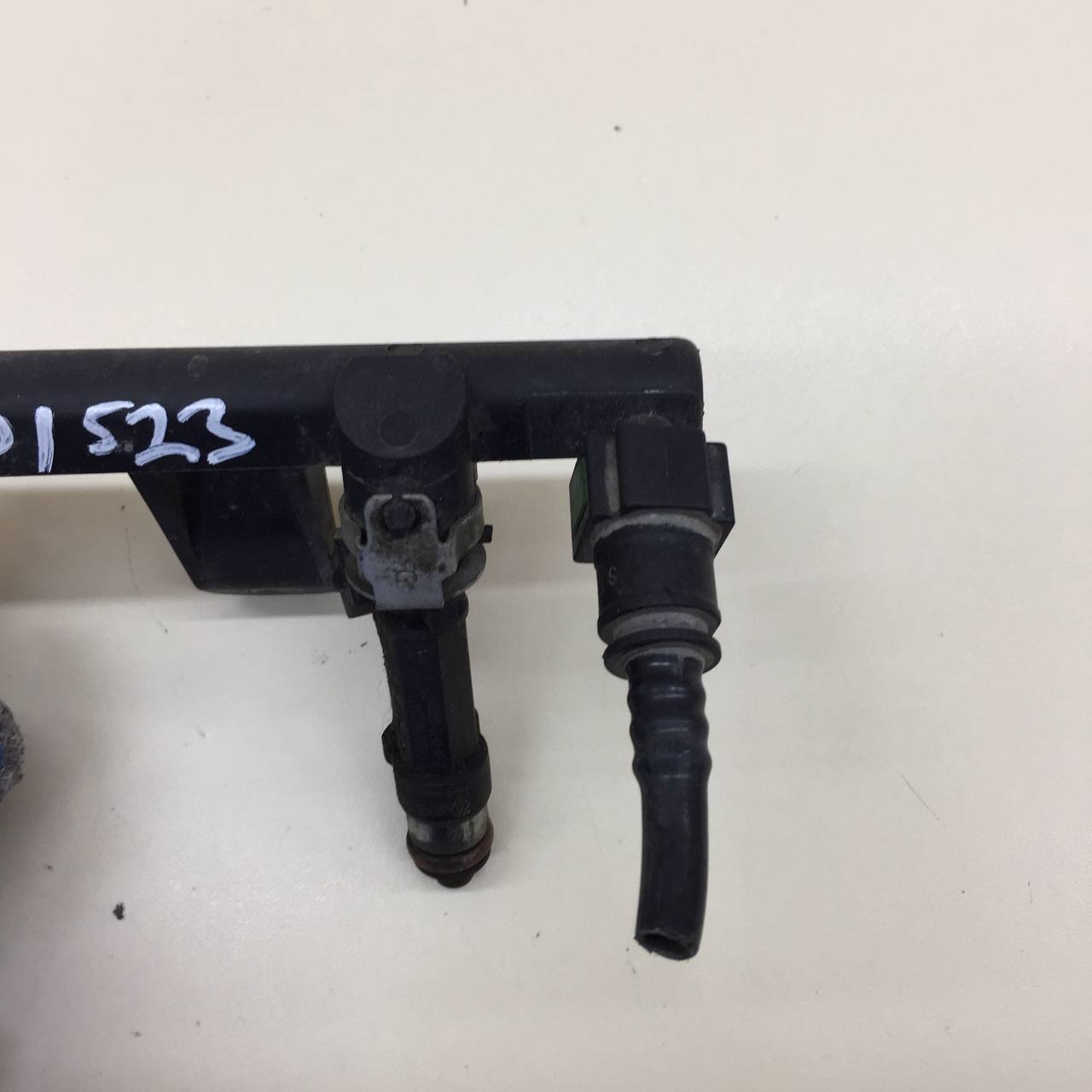 Рейка топливная (рампа) Renault Sandero 2009-2014