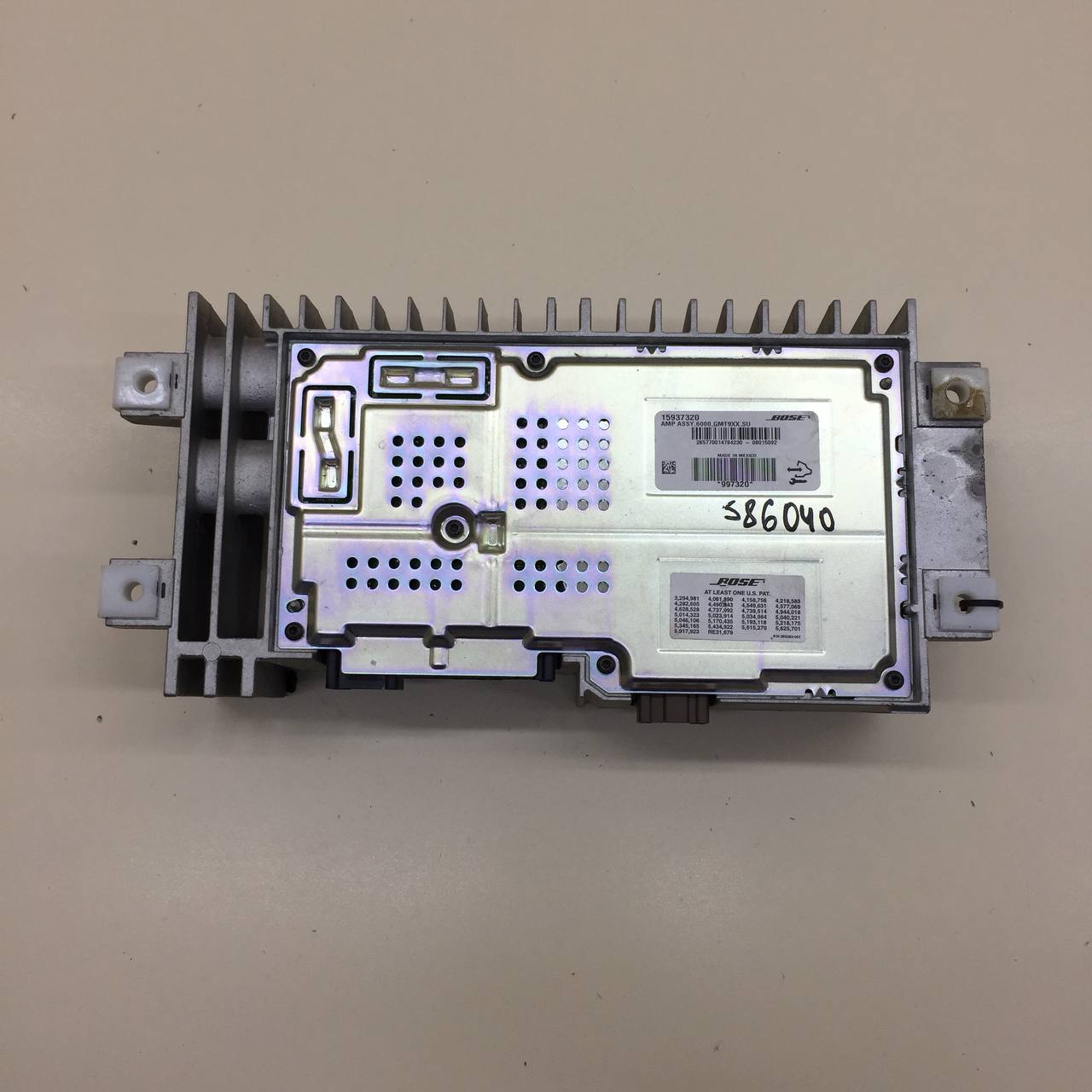 Усилитель акустической системы Cadillac Escalade 3 2006-2014