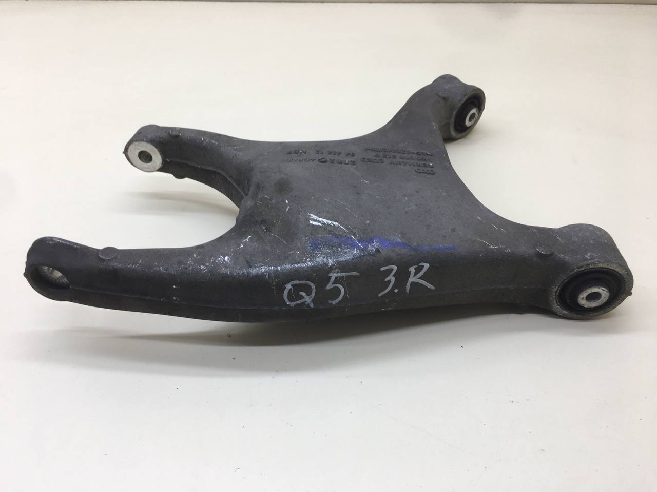Рычаг задний нижний правый Audi Q5 (8R) 2008-2017