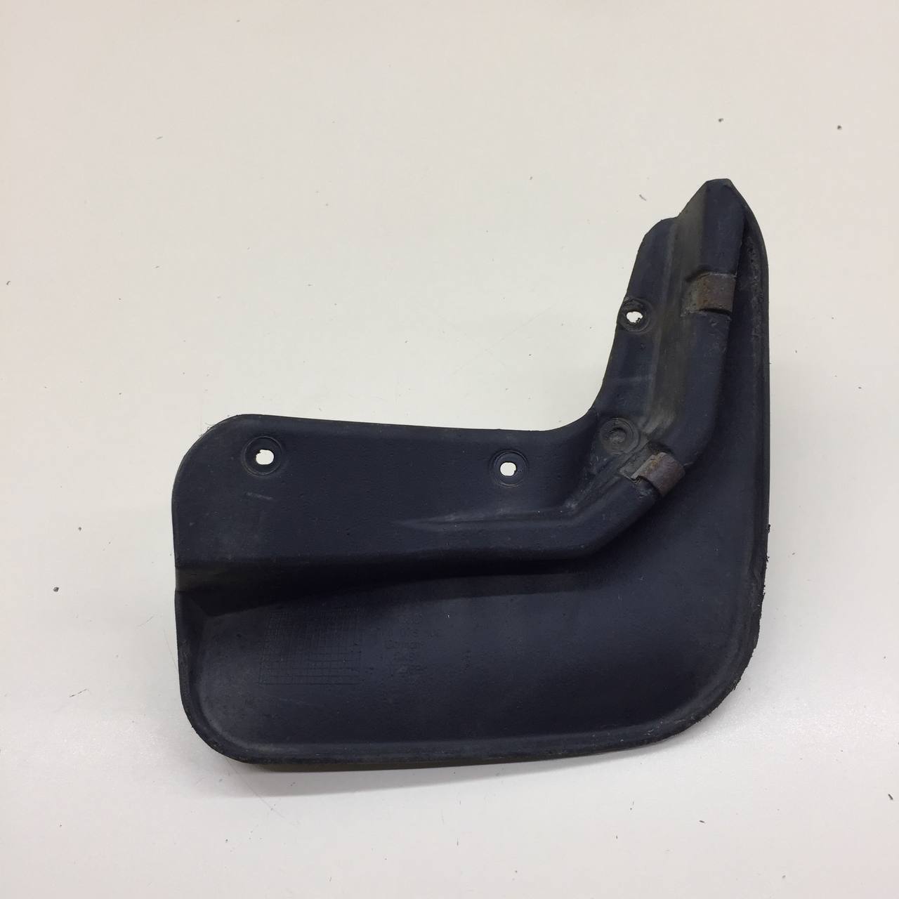 Брызговик задний левый Audi A7 (C8) 2017>