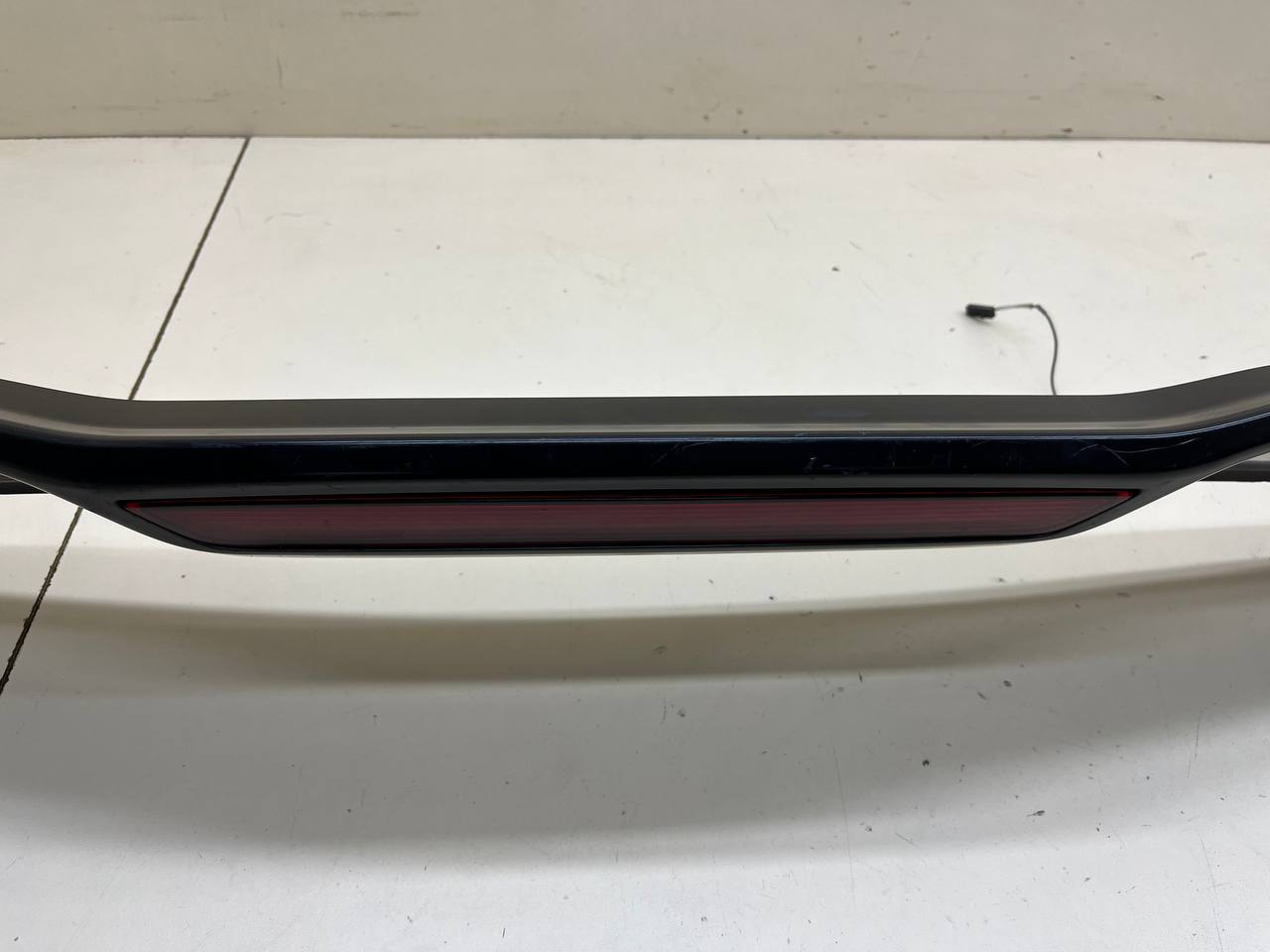 Спойлер (дефлектор) крышки багажника Porsche Cayenne 2010-2017