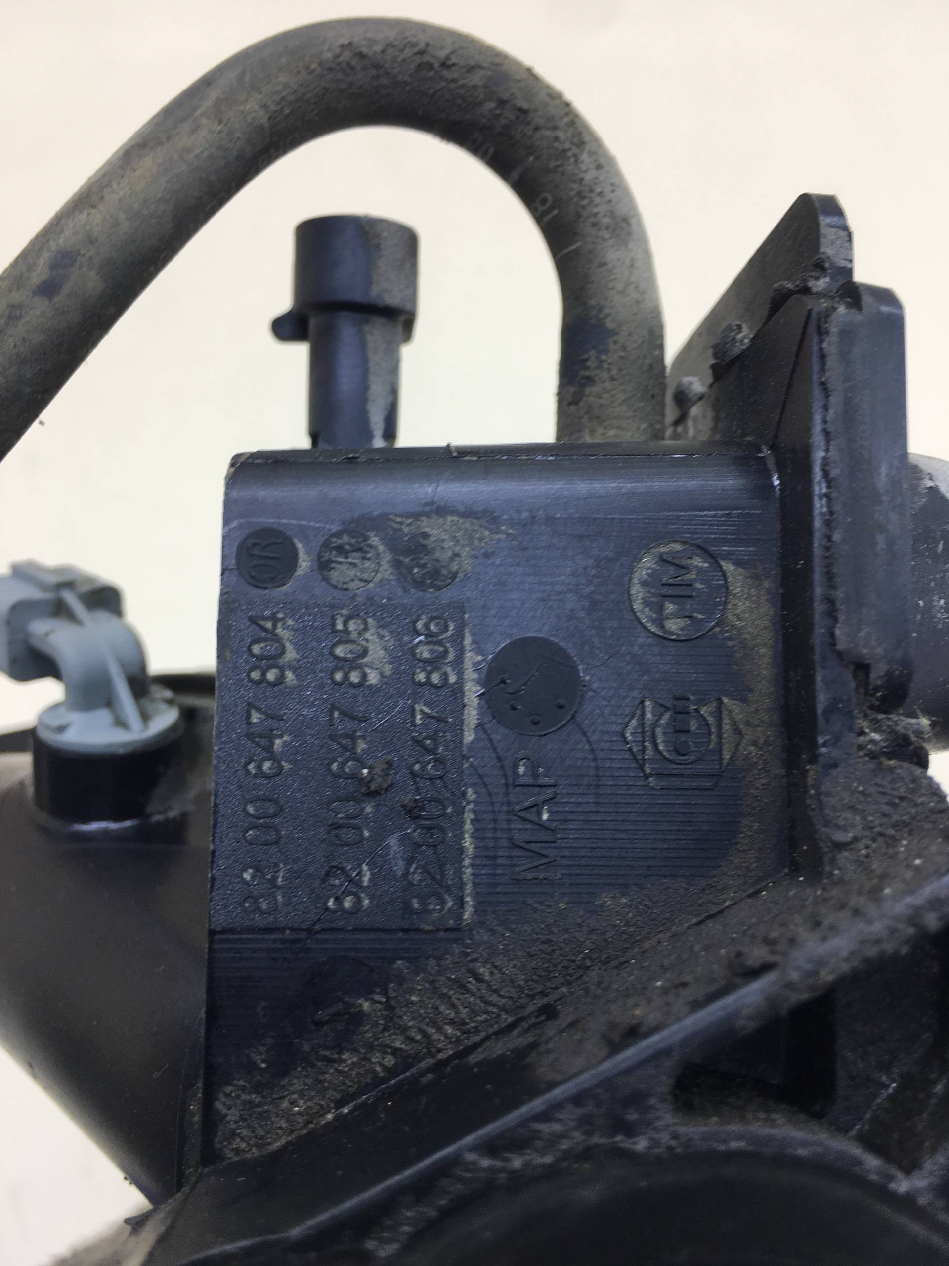 Коллектор впускной Renault Logan (1) 2005-2014