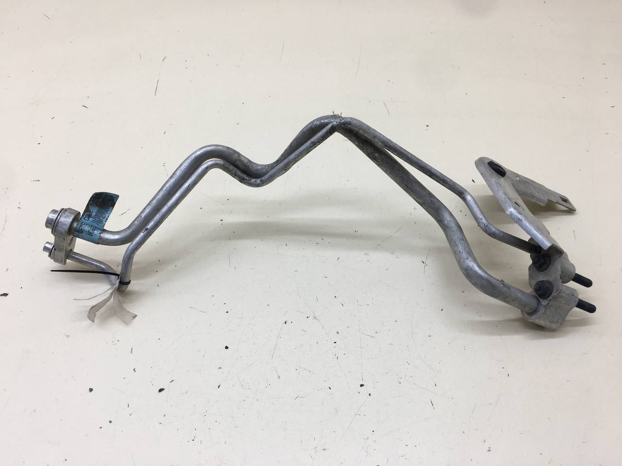 Трубка кондиционера Jeep Grand Cherokee (WK2) 2010>