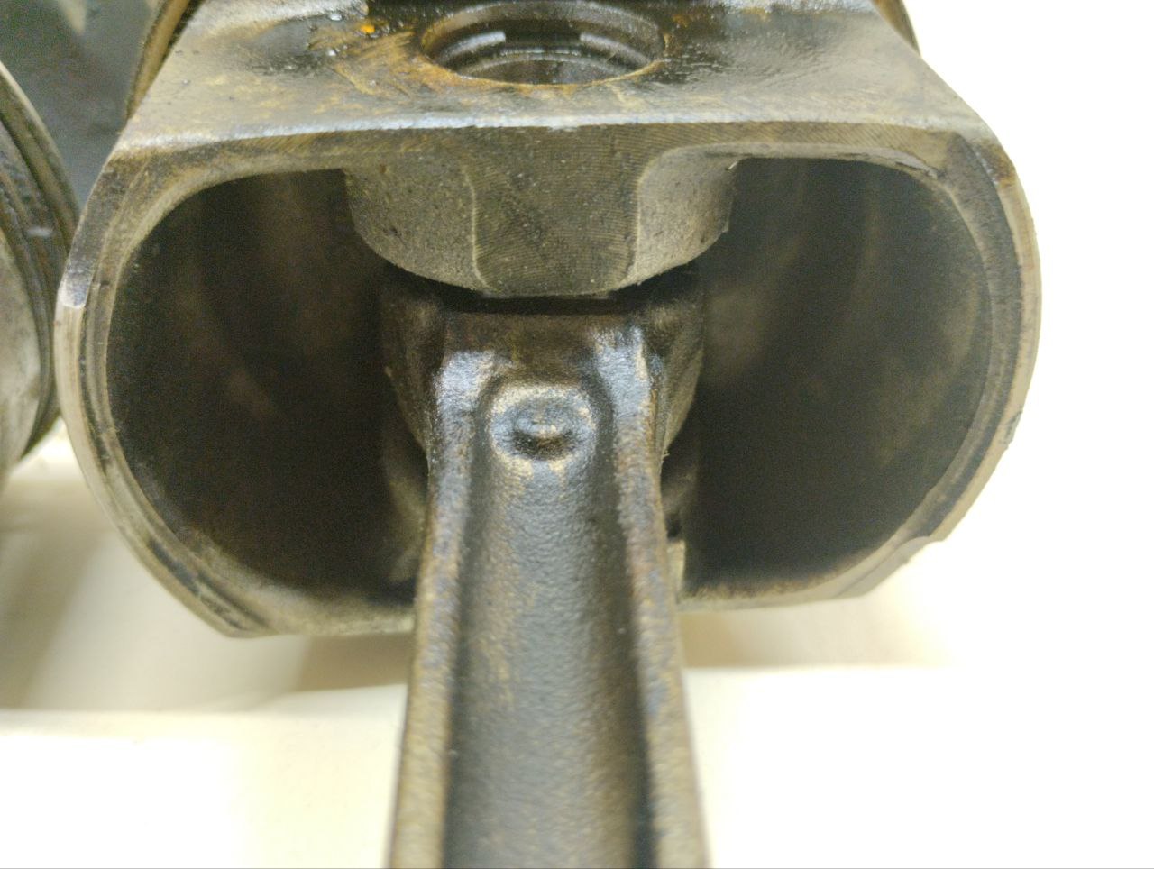 Шатун Audi Q7 (4L) 2005-2015