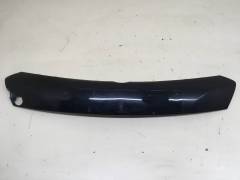 Накладка переднего бампера центральная Hyundai Genesis (BH) 2008-2014