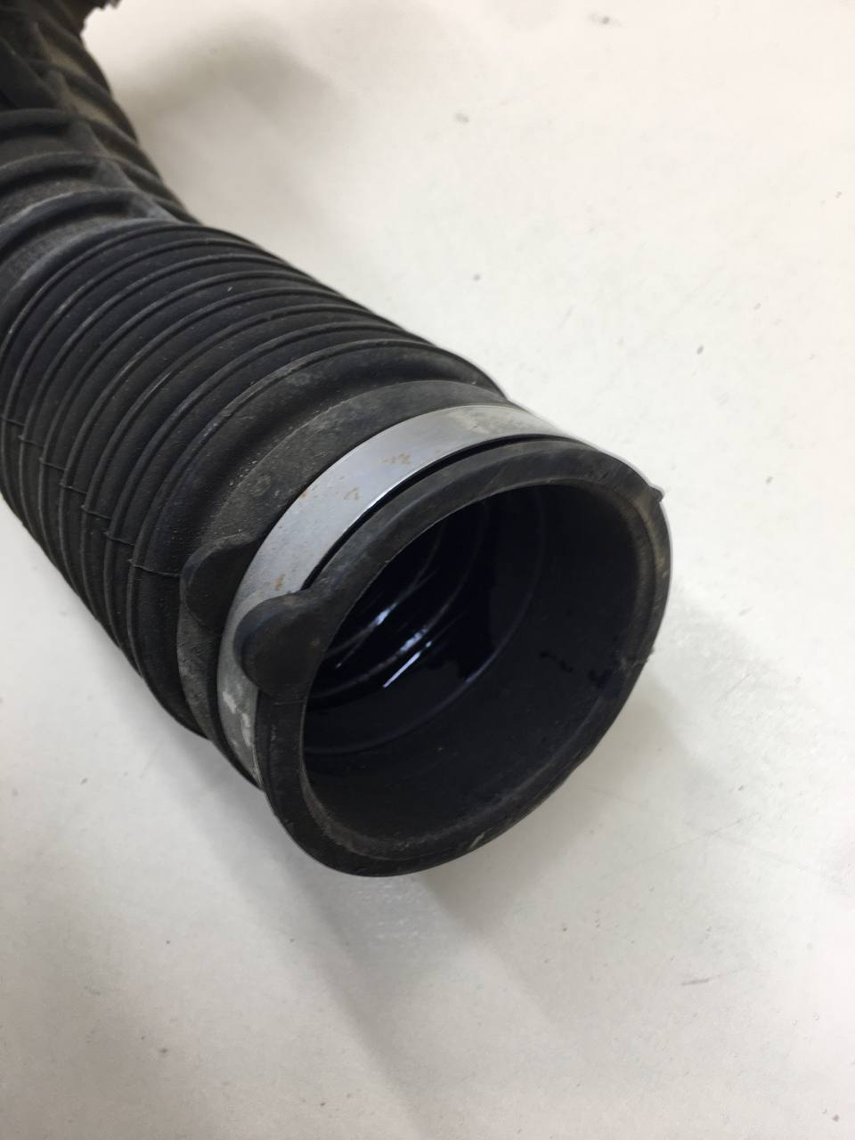 Патрубок воздушного фильтра Renault Megane (3) 2009-2016