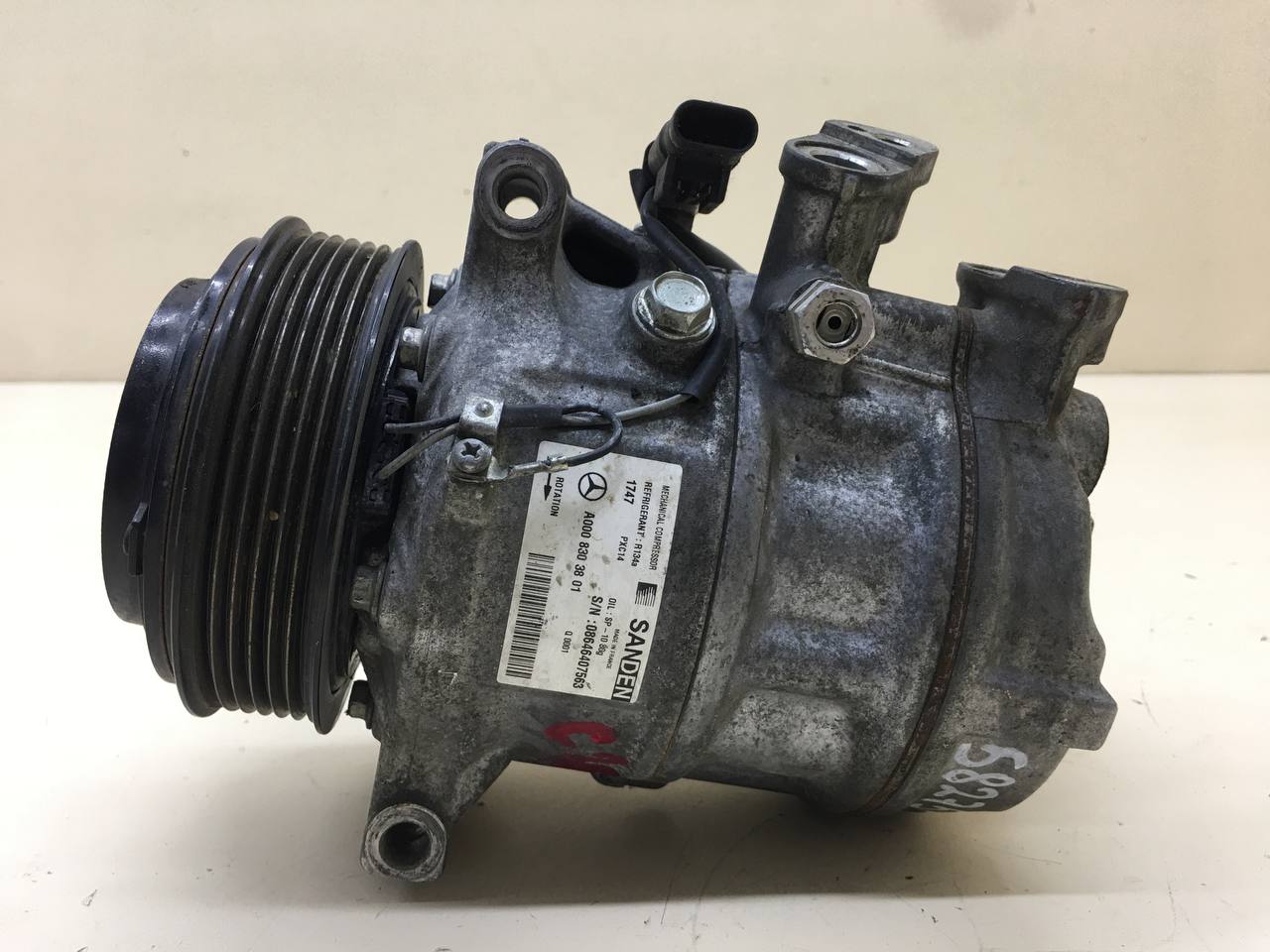 Компрессор системы кондиционирования Mercedes-Benz C-Class (W205) 2014>