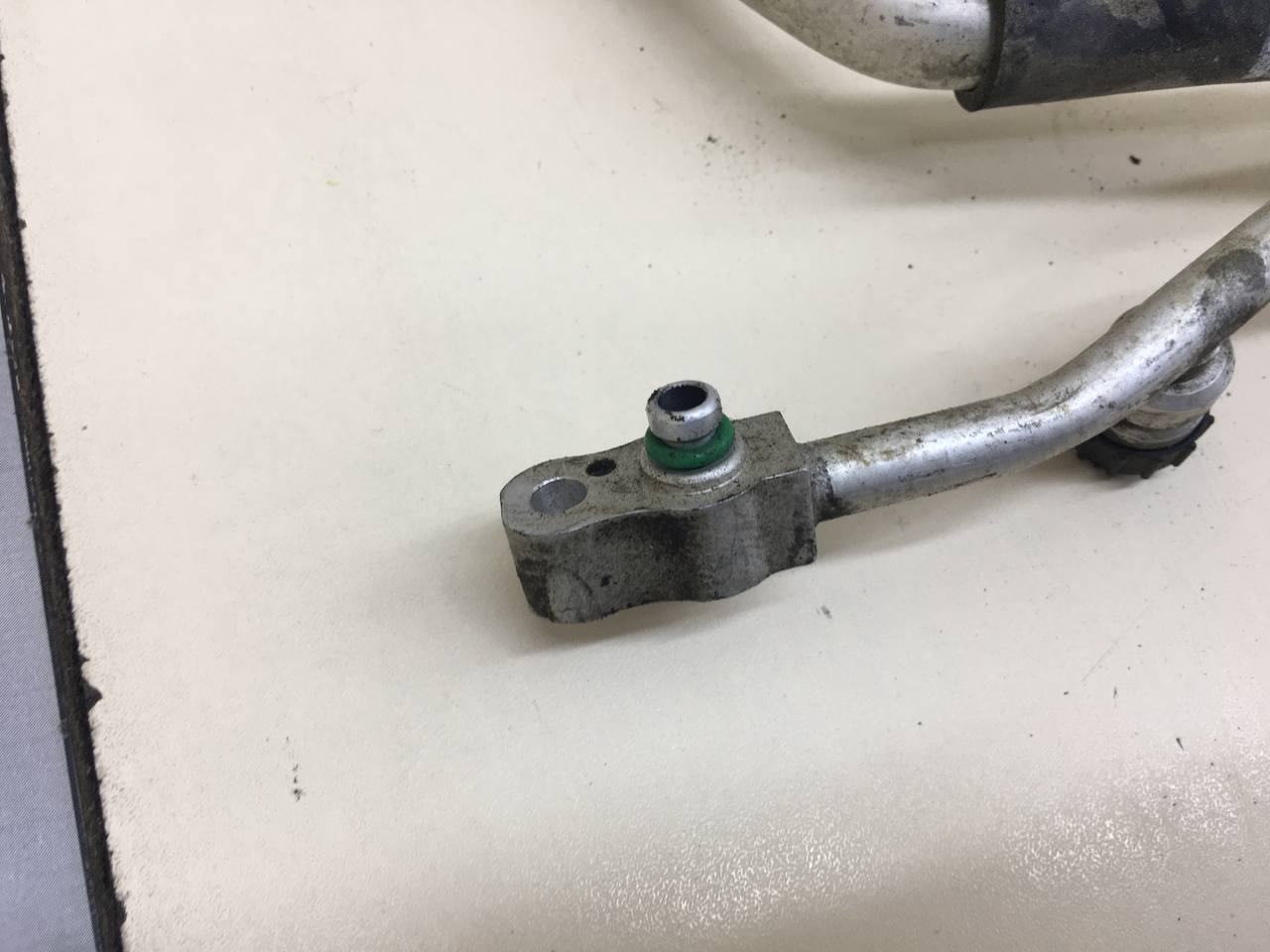 Трубка кондиционера Kia Spectra (SD) 2004-2011