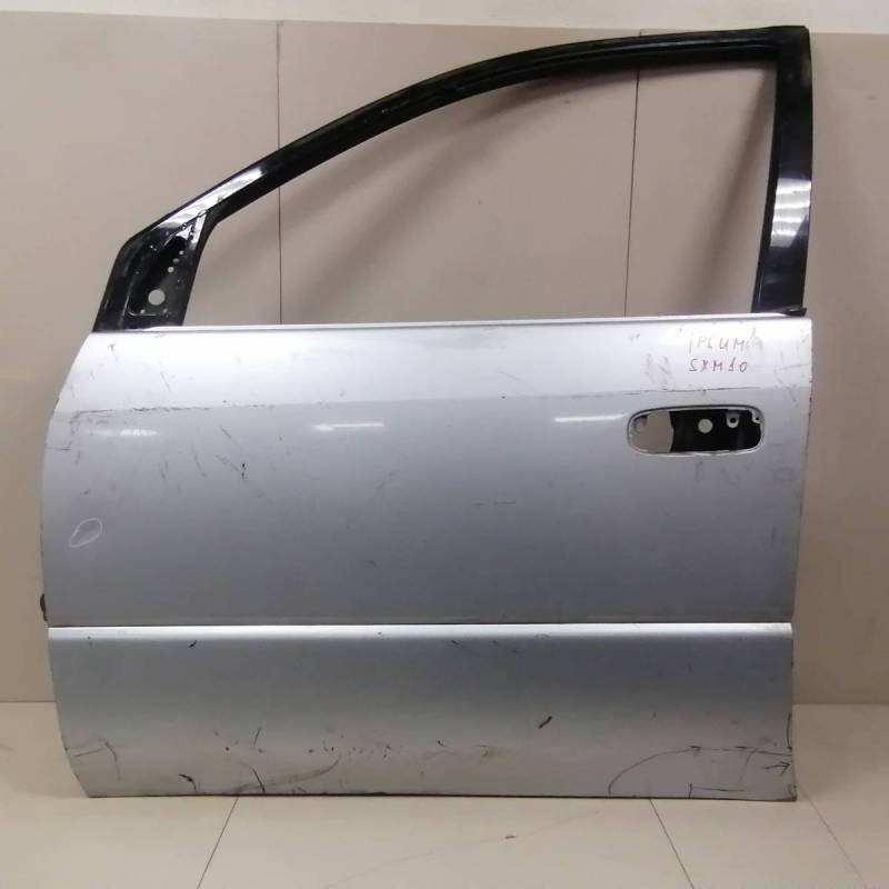 Дверь передняя левая Toyota Ipsum (SXM10) 1996-2001
