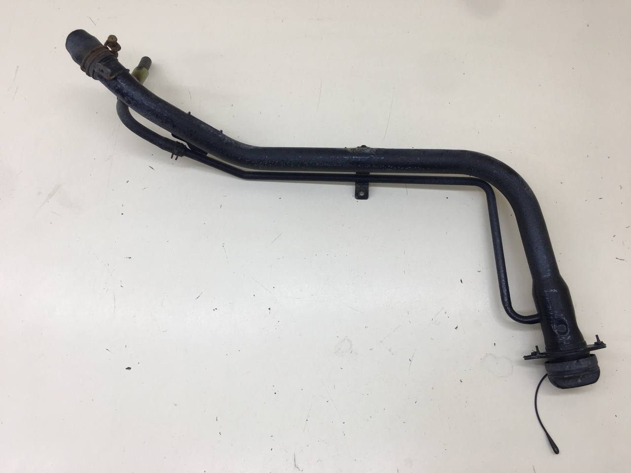 Горловина топливного бака Suzuki Grand Vitara 2005-2015