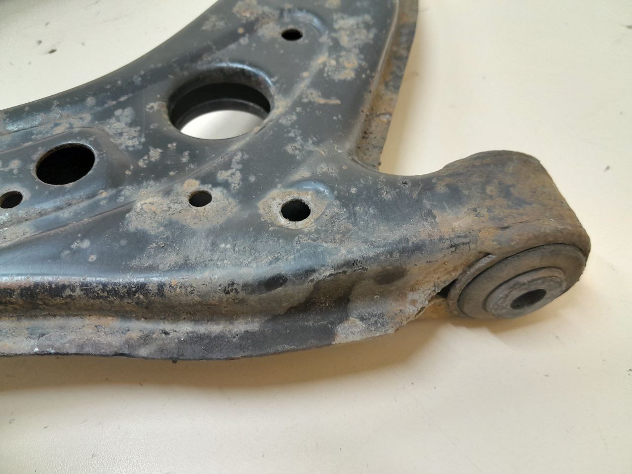 Рычаг передний Skoda Fabia (5J) 2007-2014