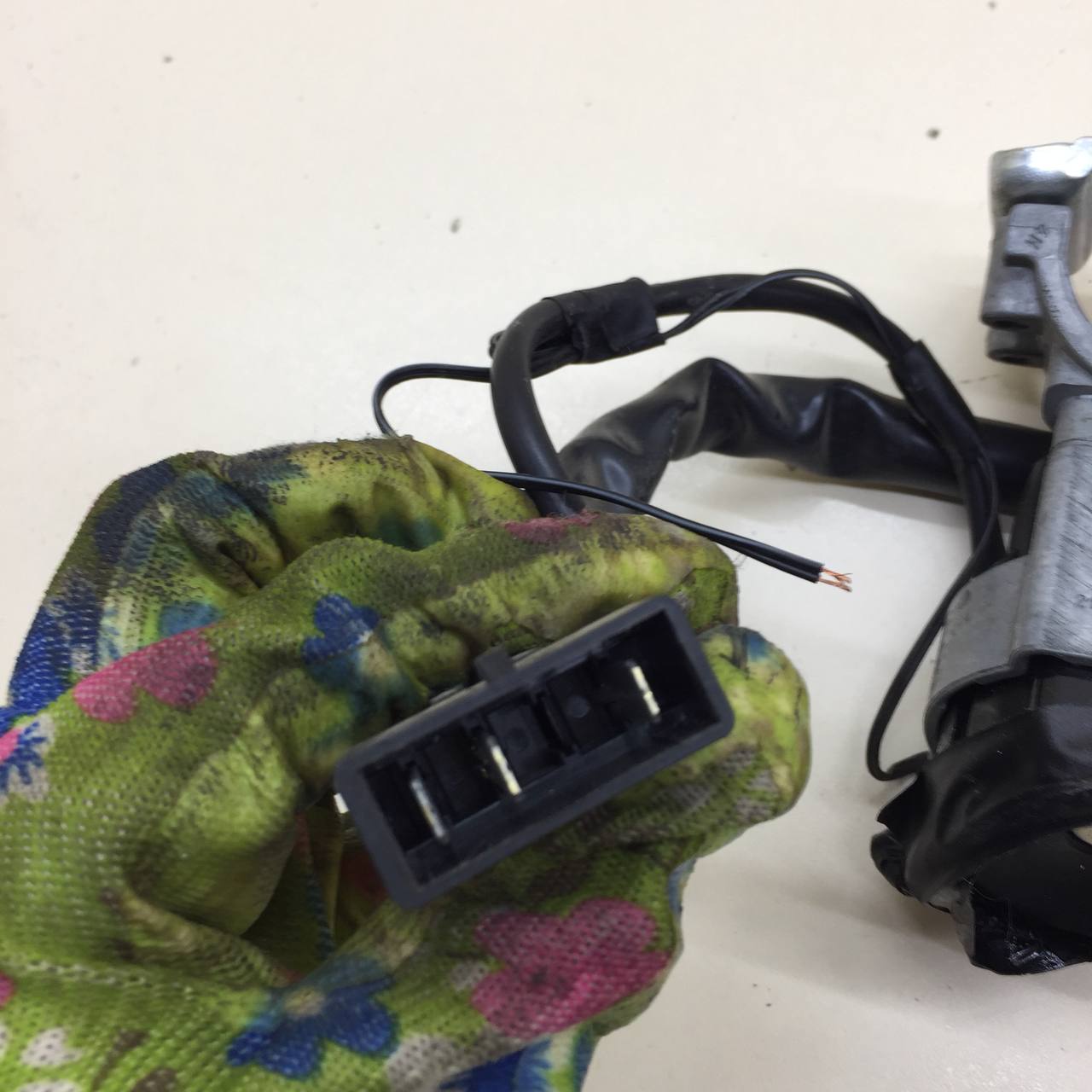 Замок зажигания Lada Granta 2011>