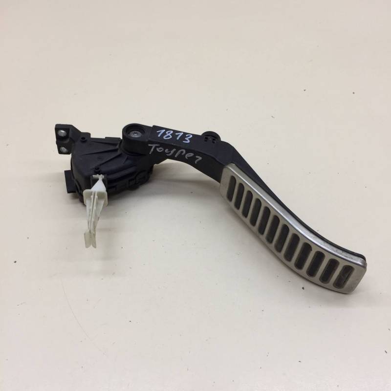 Педаль газа Porsche Cayenne 2003-2010