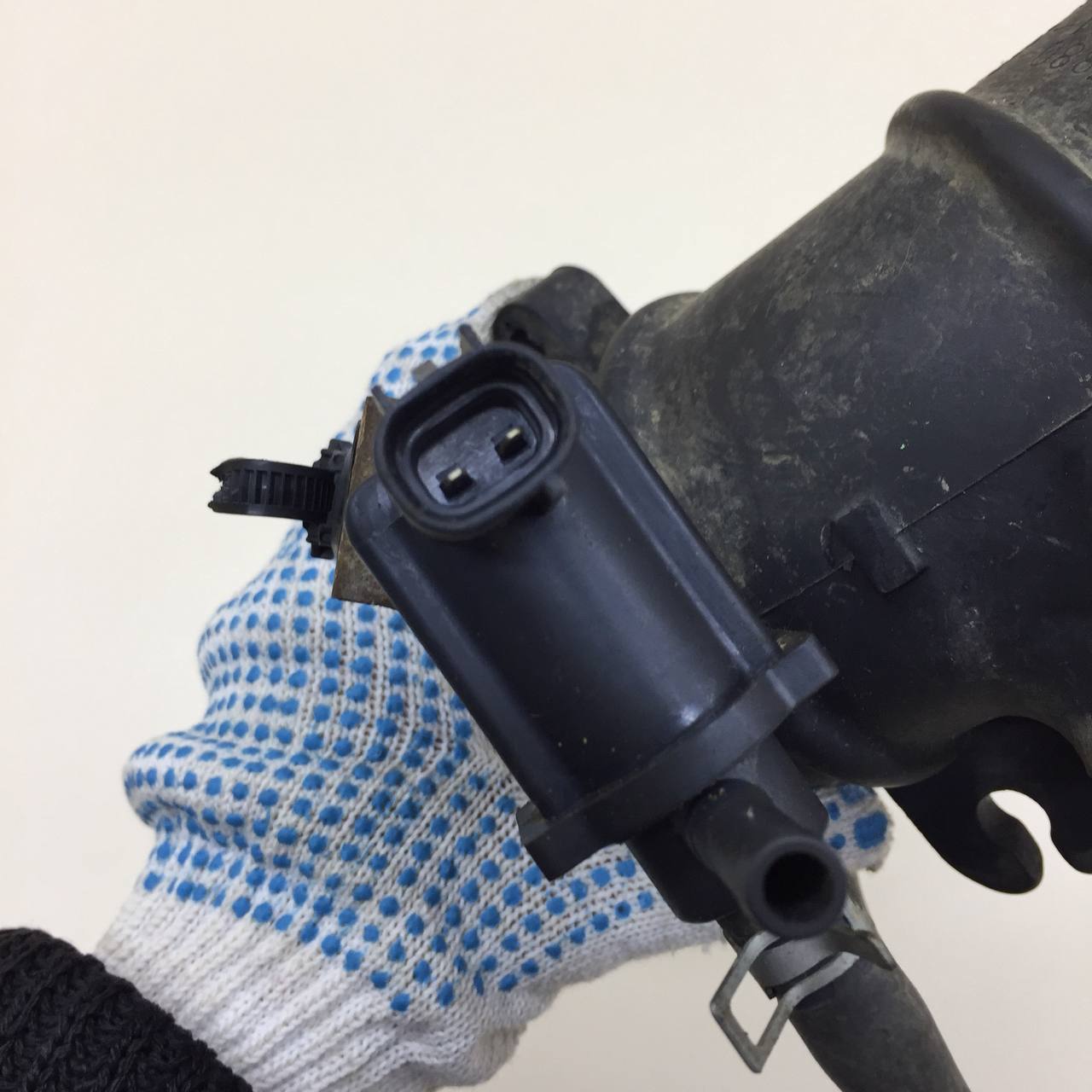 Патрубок воздушного фильтра Toyota Rav 4 (A20) 2000-2005