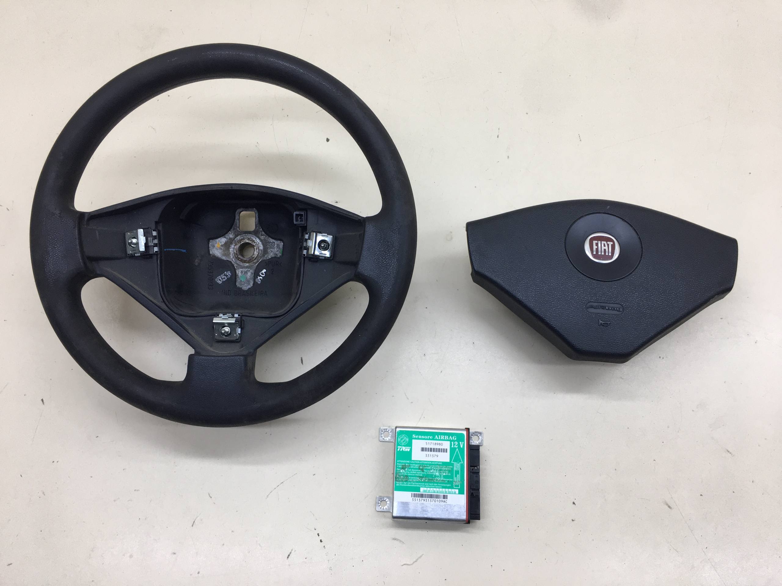 Подушка безопасности в рулевое колесо Fiat Albea 2002-2012