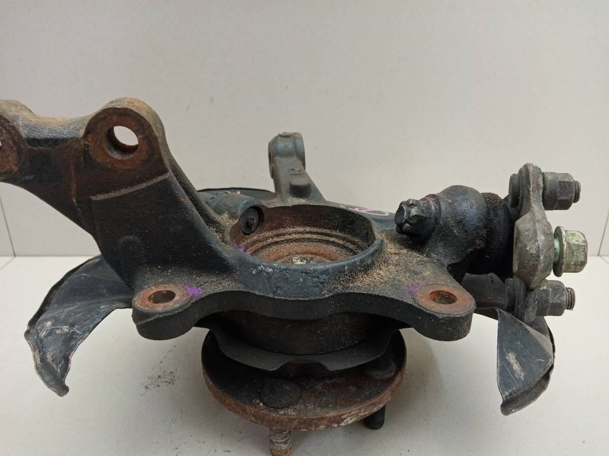 Кулак поворотный передний правый Toyota Allion (T240) 2001-2007