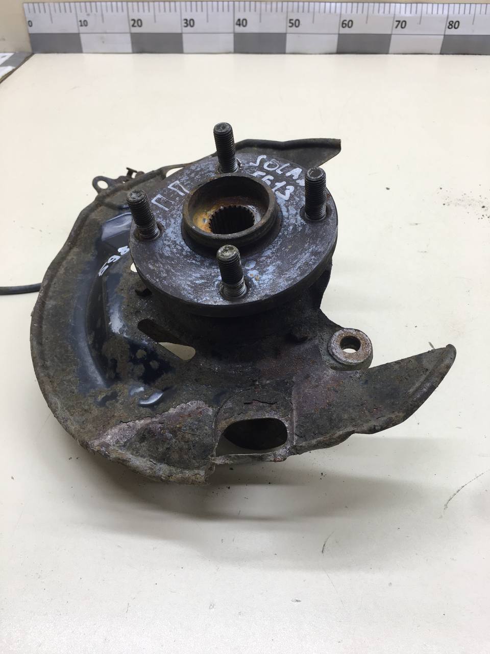 Кулак поворотный передний правый Lifan Solano 1 2008-2016