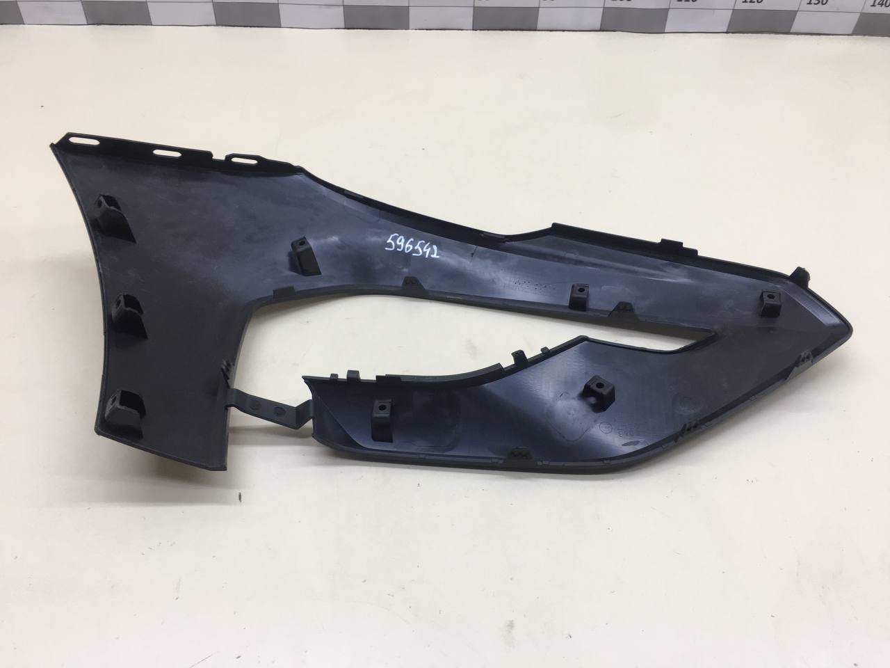 Накладка переднего бампера левая Lada Vesta SW Cross 2017>