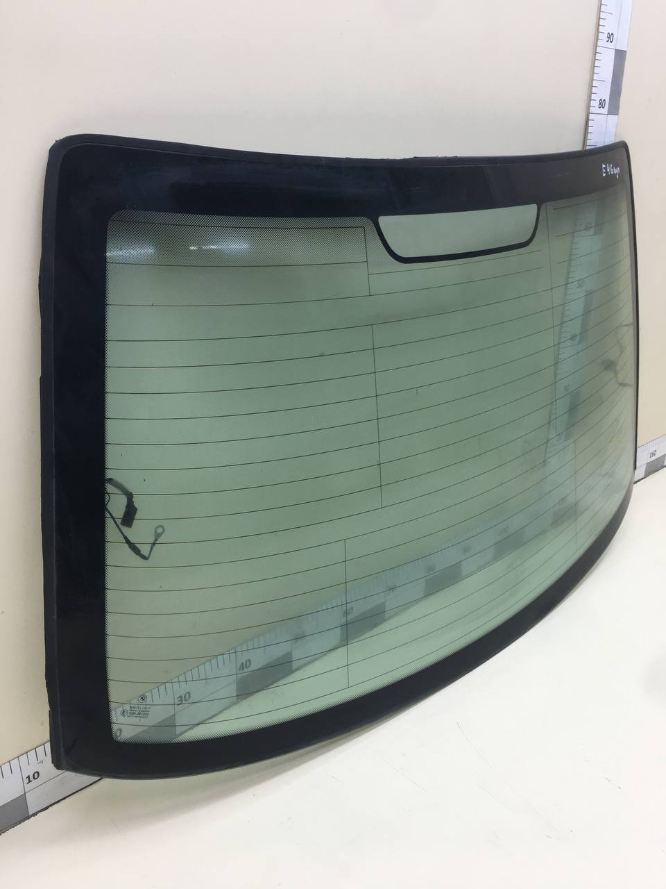 Стекло заднее BMW 3-series E46 1998-2005