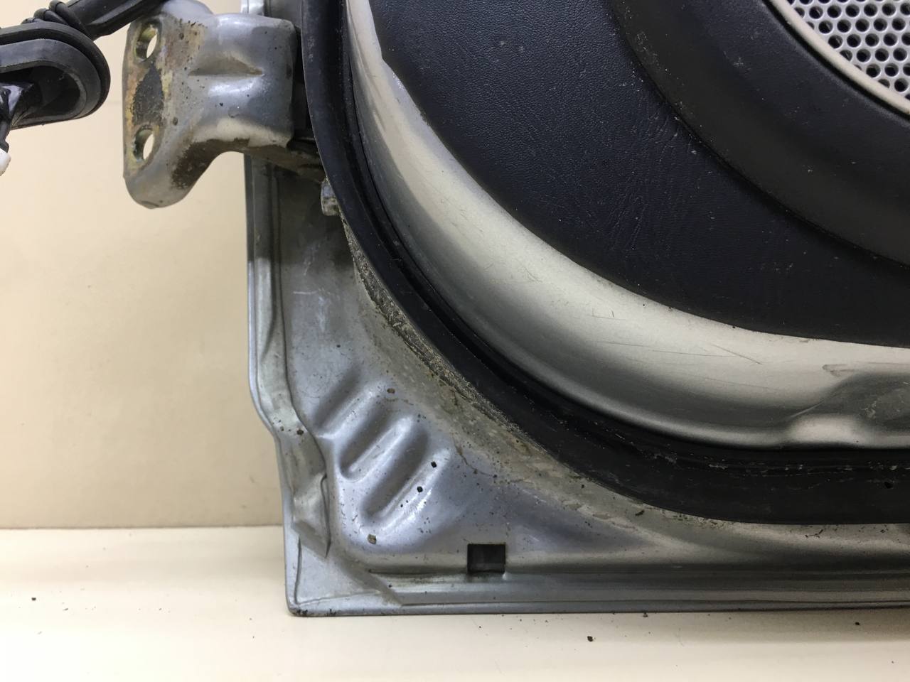 Дверь задняя правая Nissan Cube (Z10) 1998-2002