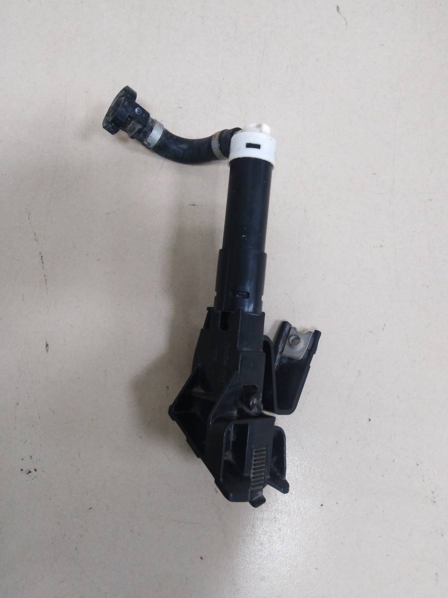 Форсунка омывателя фары Nissan GTR (R35) 2008>